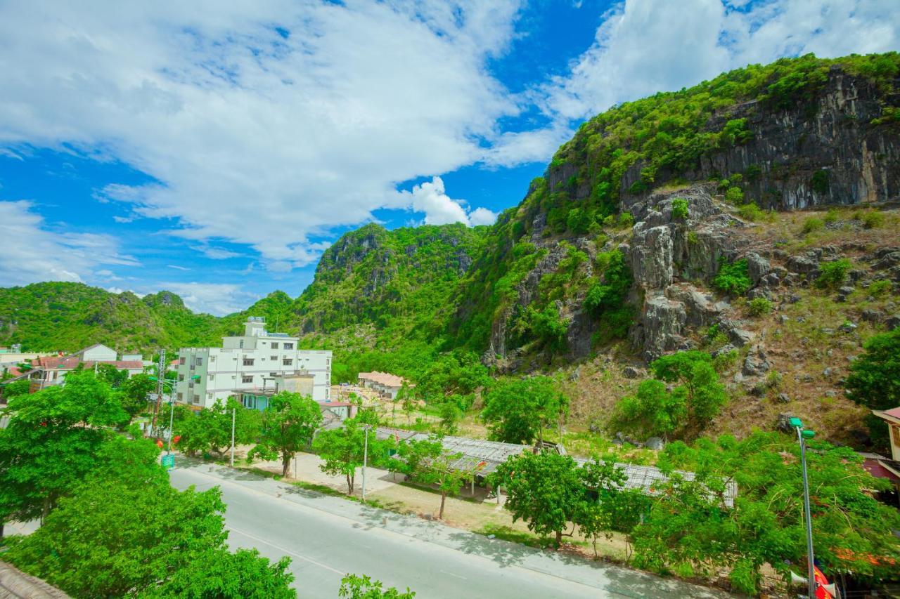 Mountain View House * Phong Nha