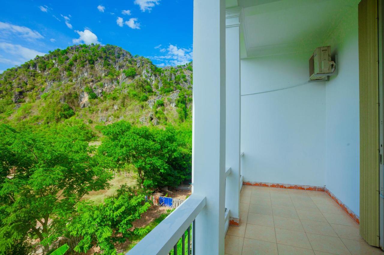 Mountain View House * Phong Nha