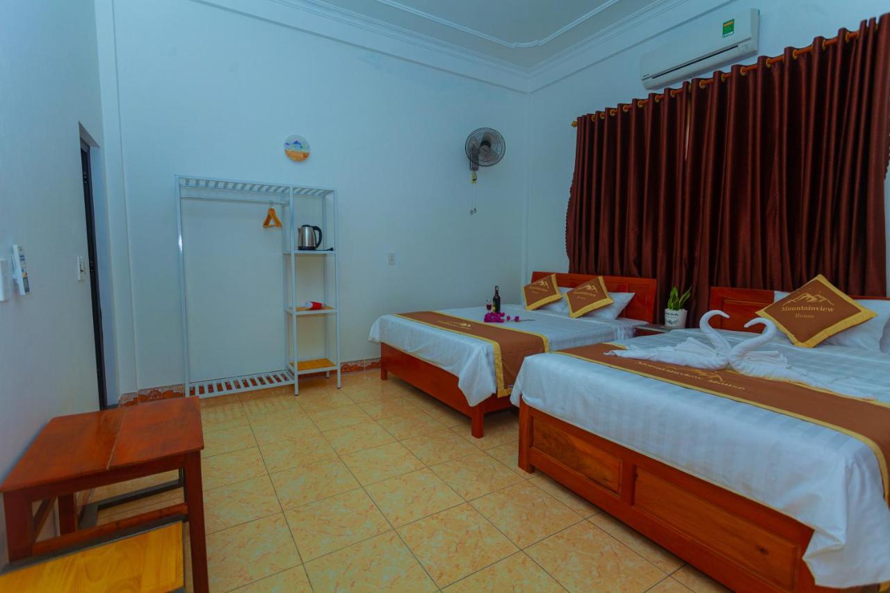 Mountain View House Phong Nha
