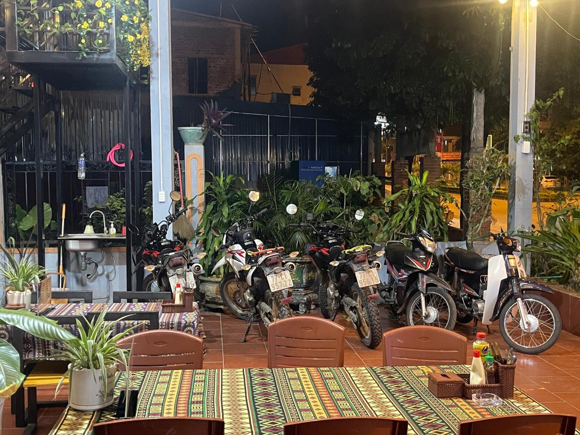 Mountain View House * Phong Nha