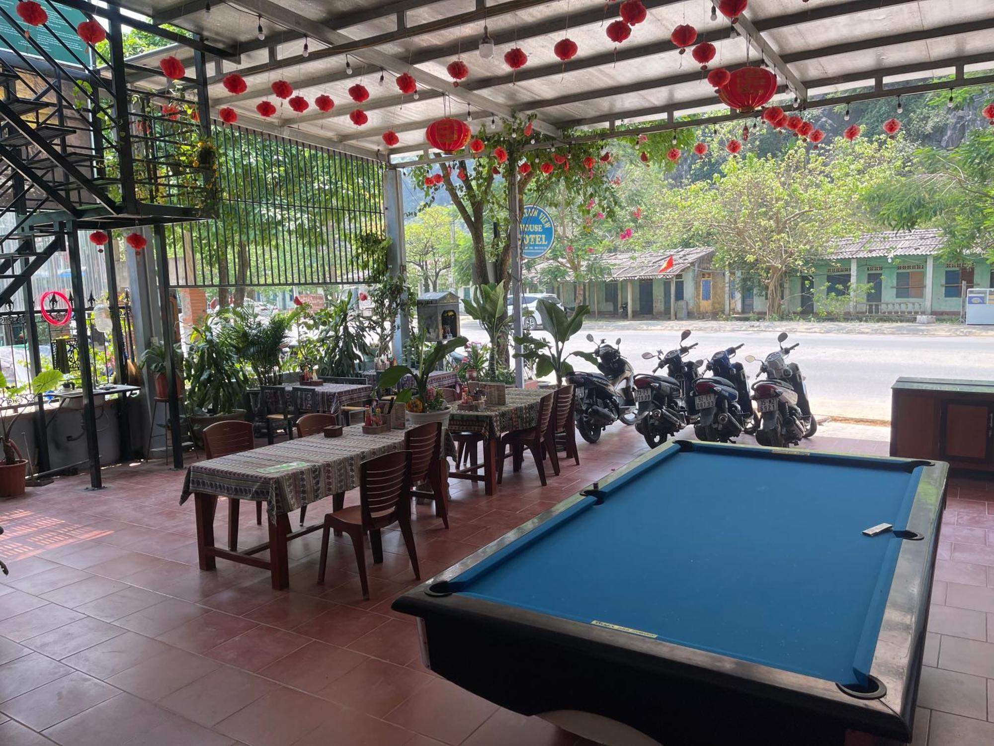 Mountain View House Homestay Phong Nha